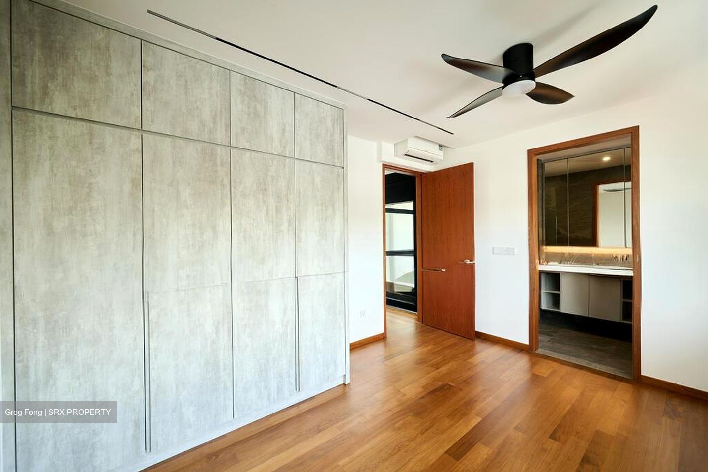 Excelsior Gardens (D16), Terrace #514775061